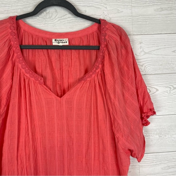 Hester & Orchard Coral V-Neck Blouse Size 3X - Picture 2 of 7